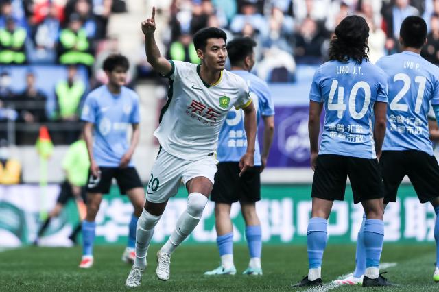 博鱼体育下载-【中超】王子铭法比奥头球张玉宁失点 英博0比2国安