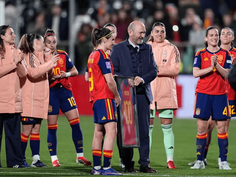 博鱼体育下载-塞尔:西班牙女足申请延期战乌克兰,或选择放弃比赛扣3分